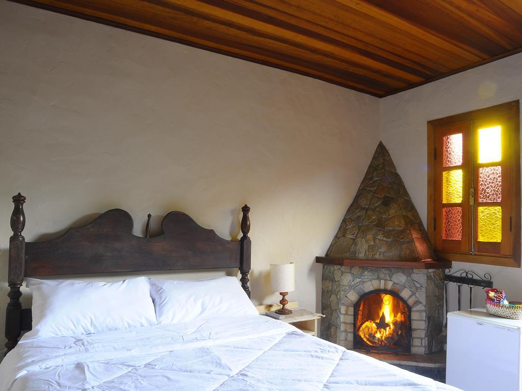 Villa Da Vila Monte Verde  Kamer foto